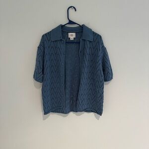 BDG Blue Define Polo Short Sleeve Button Down Sweater Size Medium Like New
